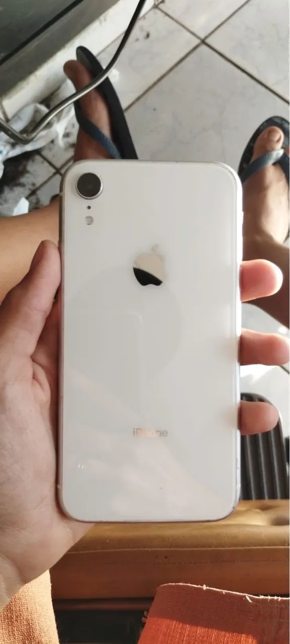 Vendo iPhone XR branco  - Foto 3