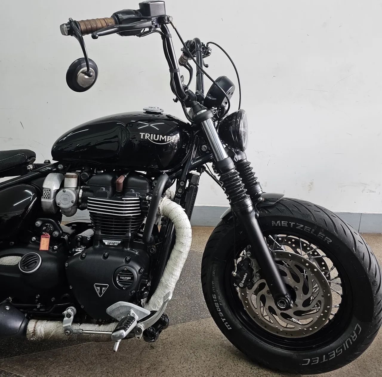 Triumph Bobber black  - Foto 3