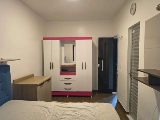 Apartamento mobiliado com 2 quartos sendo uma suíte e vaga de garagem. - Foto 3
