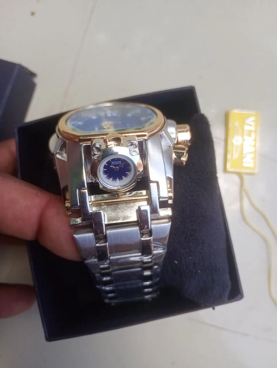 Relogio invicta Bolt Zeus prata com dourado - Foto 3