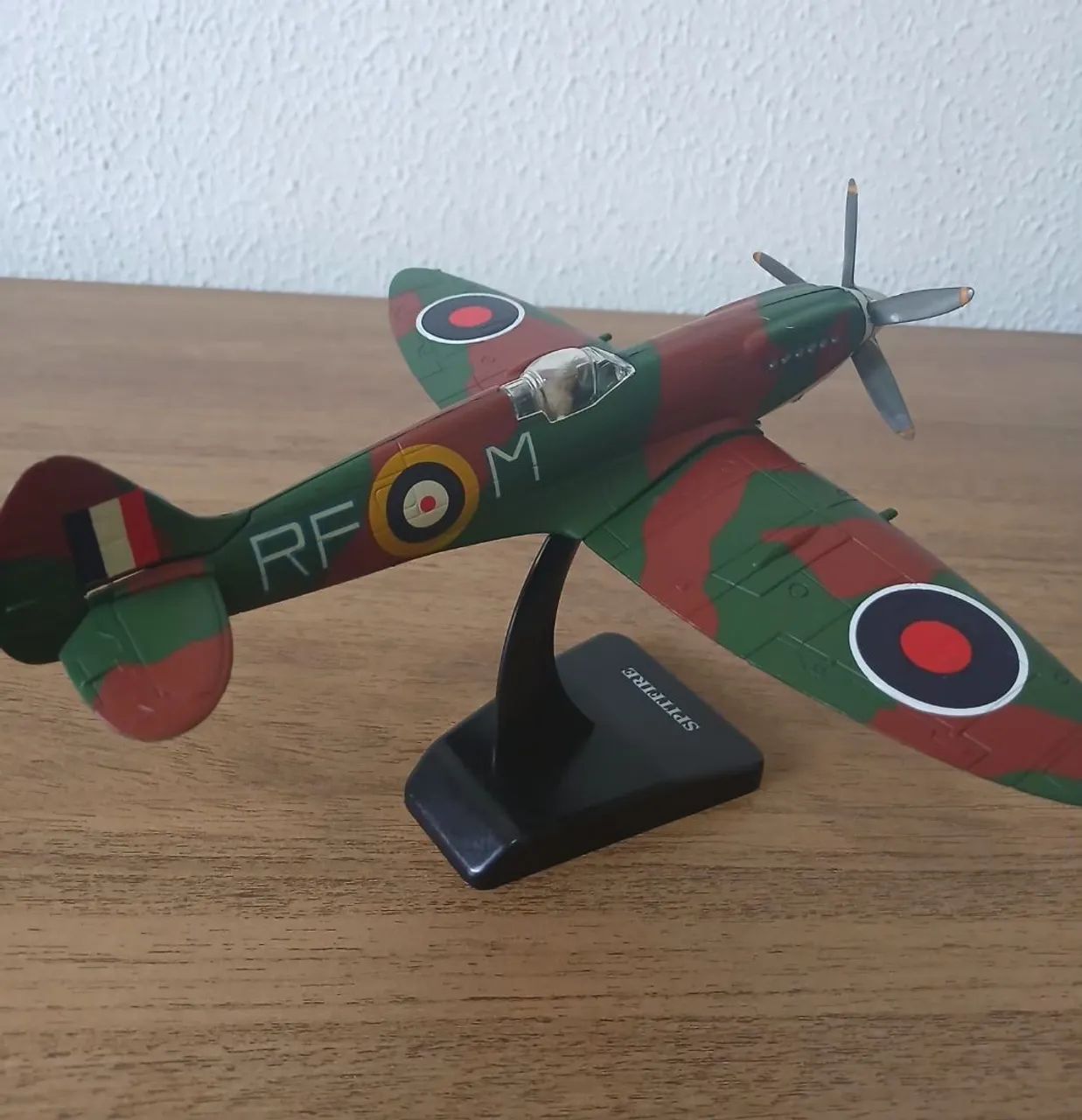 Miniatura Avião Spitfire - Foto 5