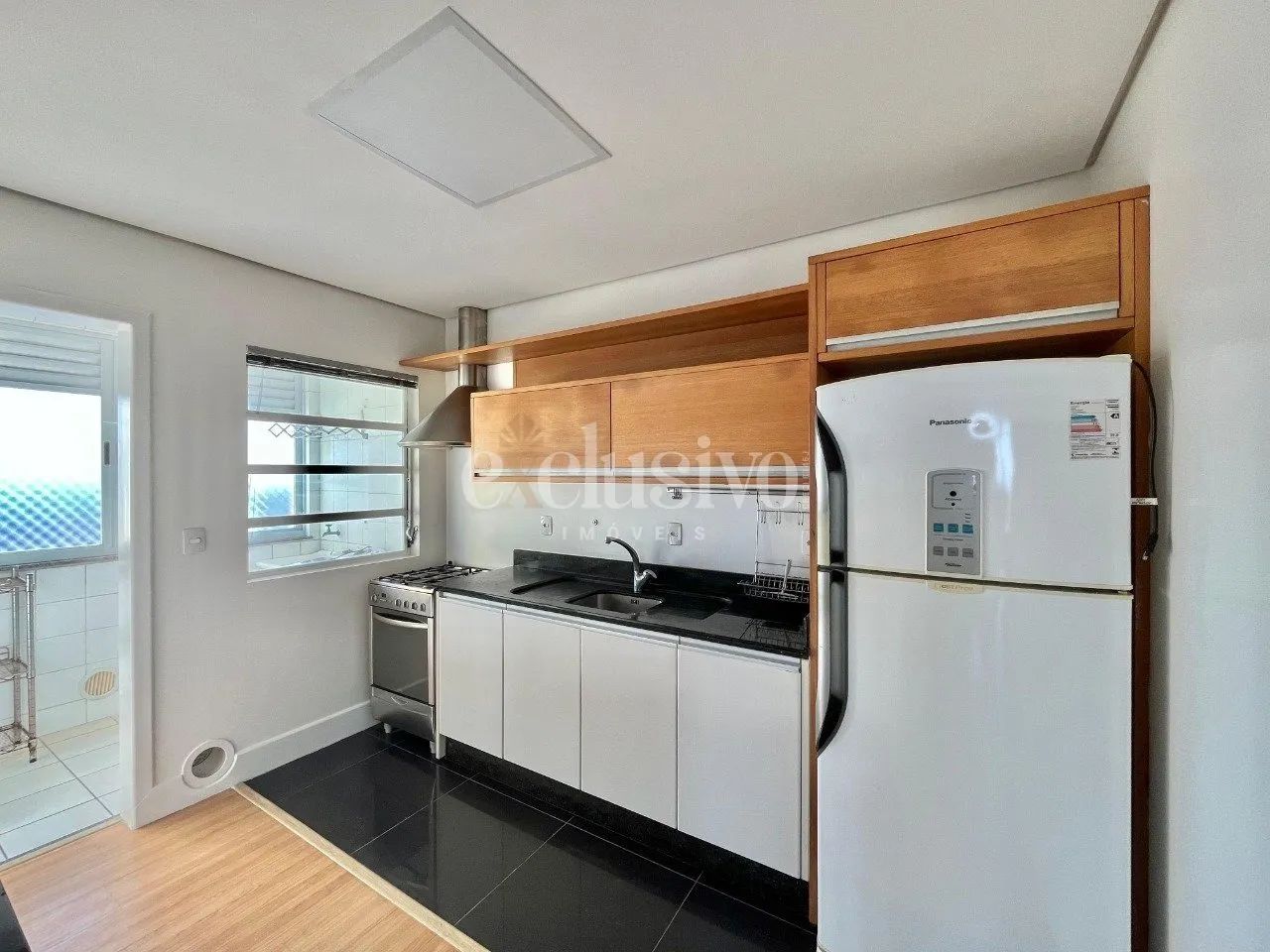 Apartamento com 2 suítes com vista para o mar de Coqueiros - Foto 4