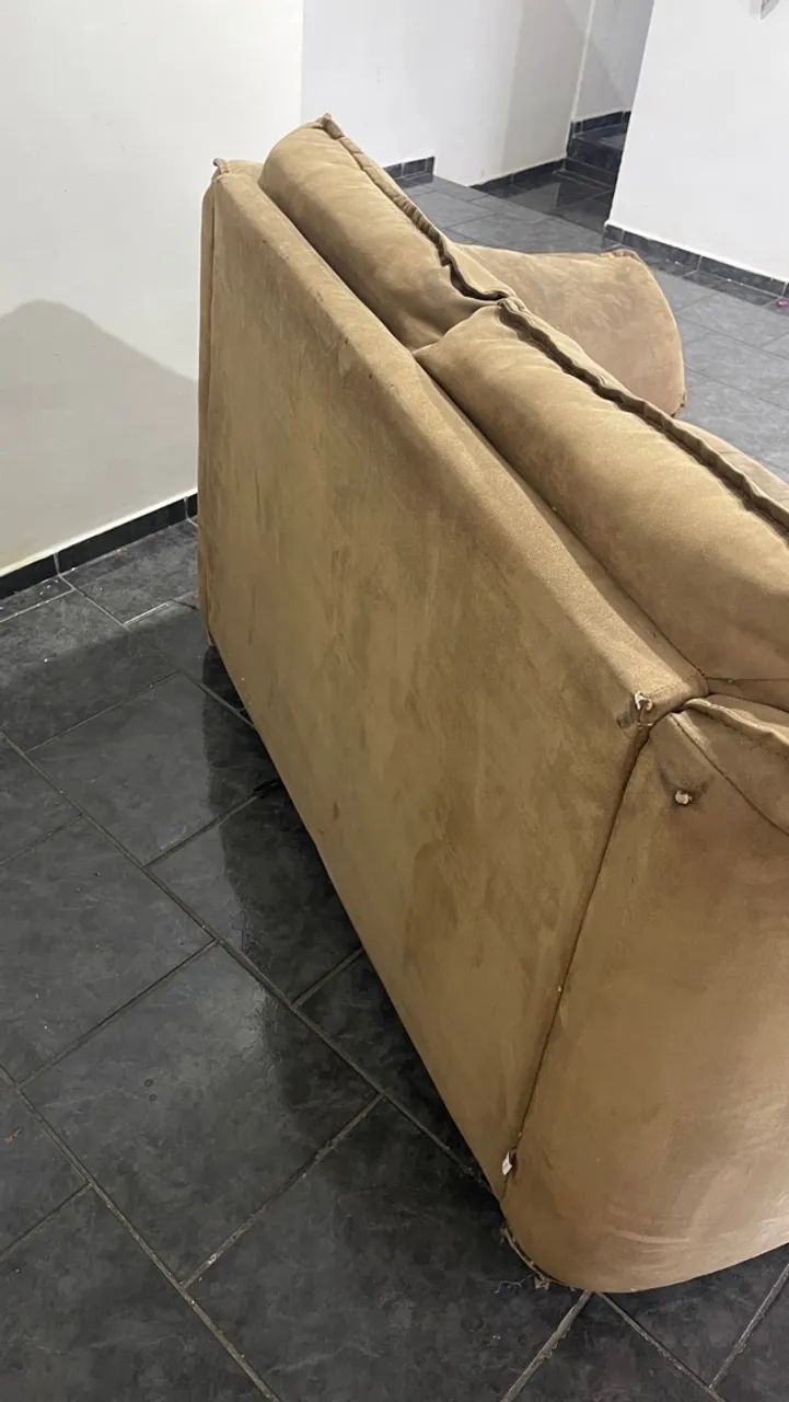 Sofá 2 lugares aveludado - Foto 4