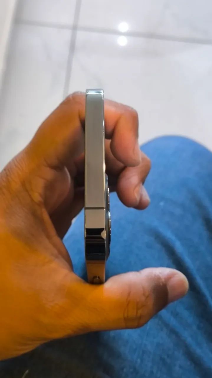 Troco iPhone 12 Pro 256gb zerado - Foto 4