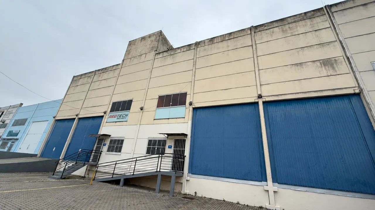 Galpão 960 m² para locação com 3 docas e rampa | Jardim Eldorado | Palhoça - SC