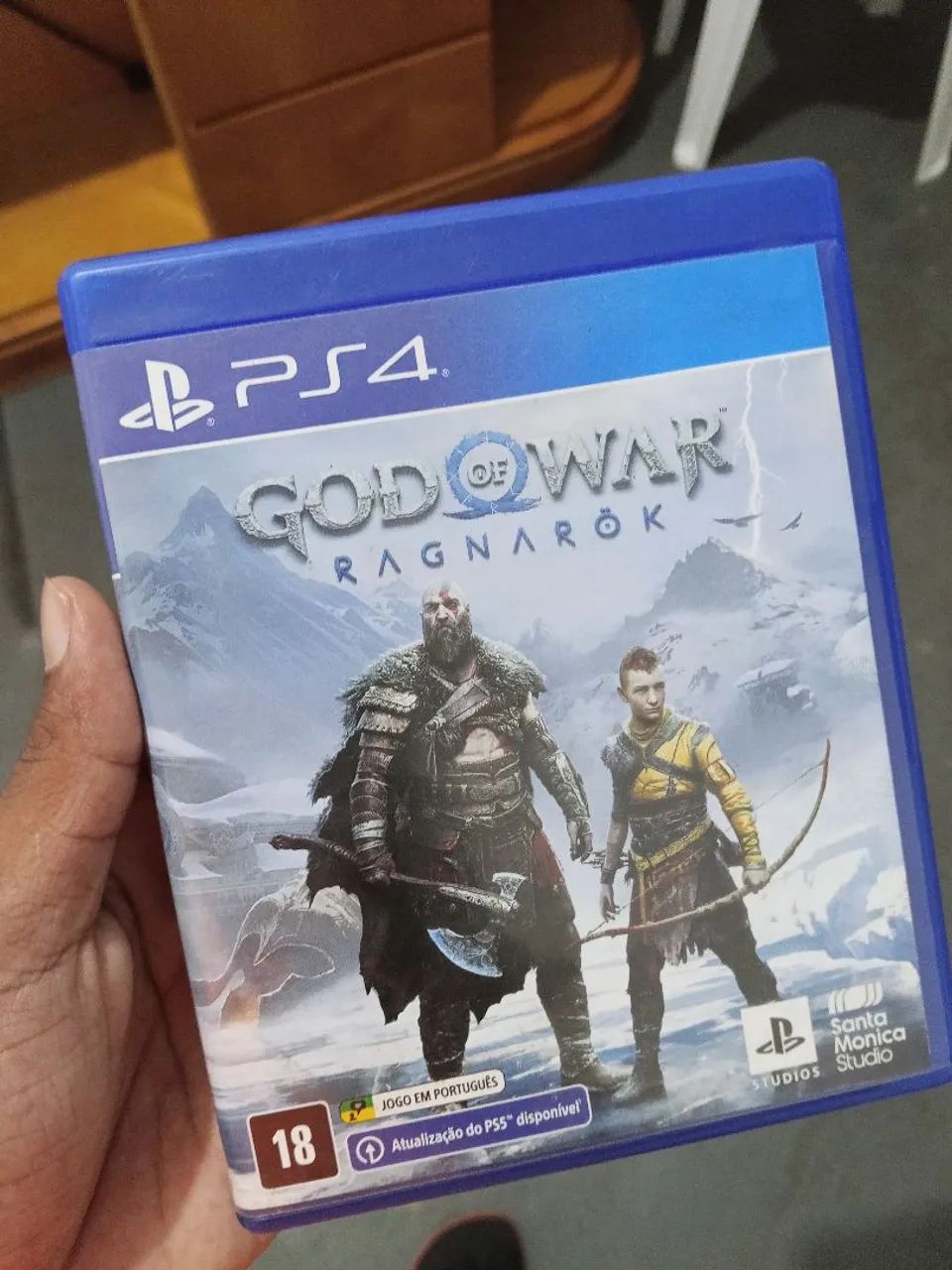 VENDO PLAY STATION 4 PRO + 5 JOGOS EM MIDIA FÍSICA  - Foto 2