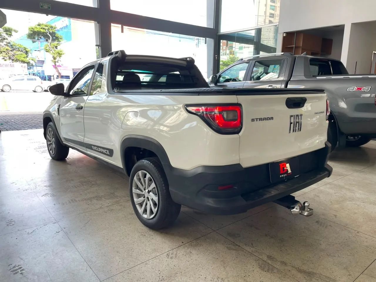 Fiat Strada Endurance 1.4 Flex 8V CS Plus 2022 - Foto 5