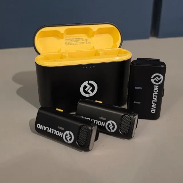 Microfone sem Fio HollyLand Lark M1 Para 2 Pessoas Preto  - Foto 2