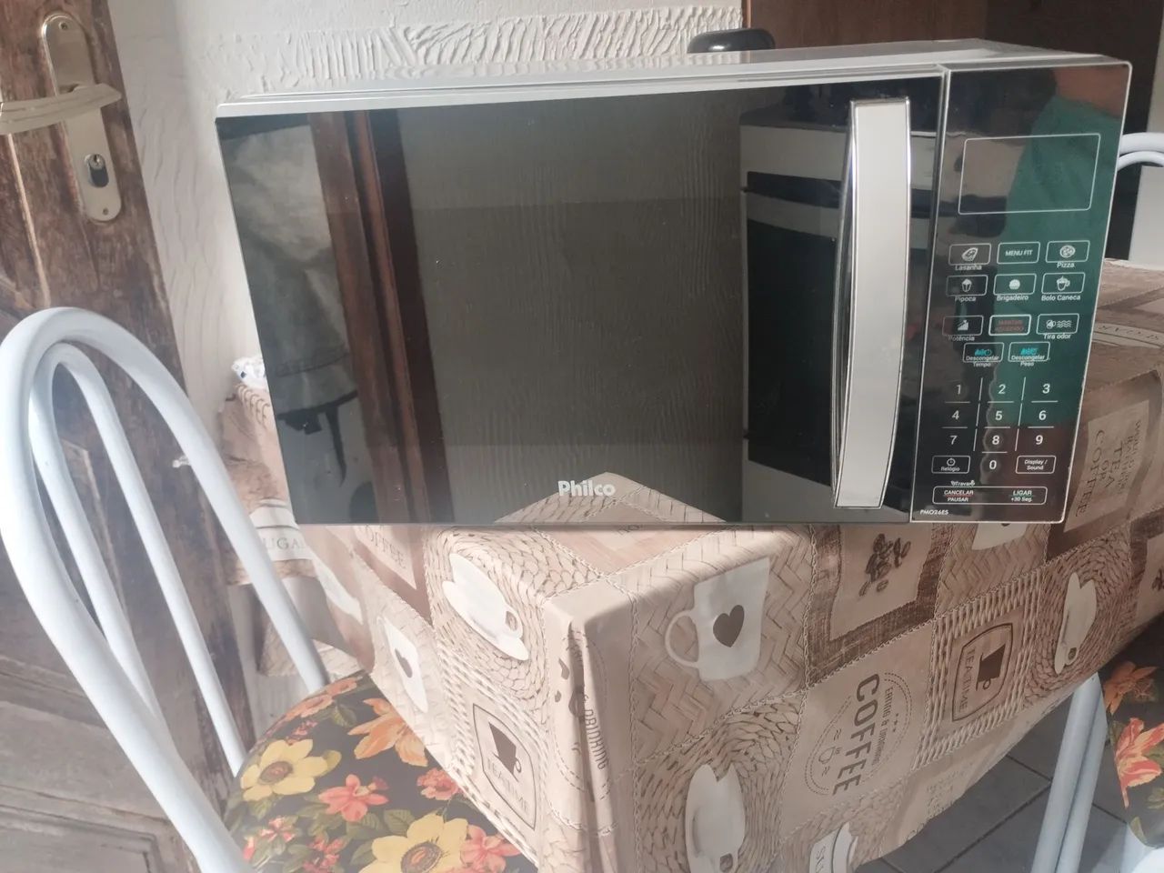 Vendo Microondas Philco 26L com defeito - Foto 5
