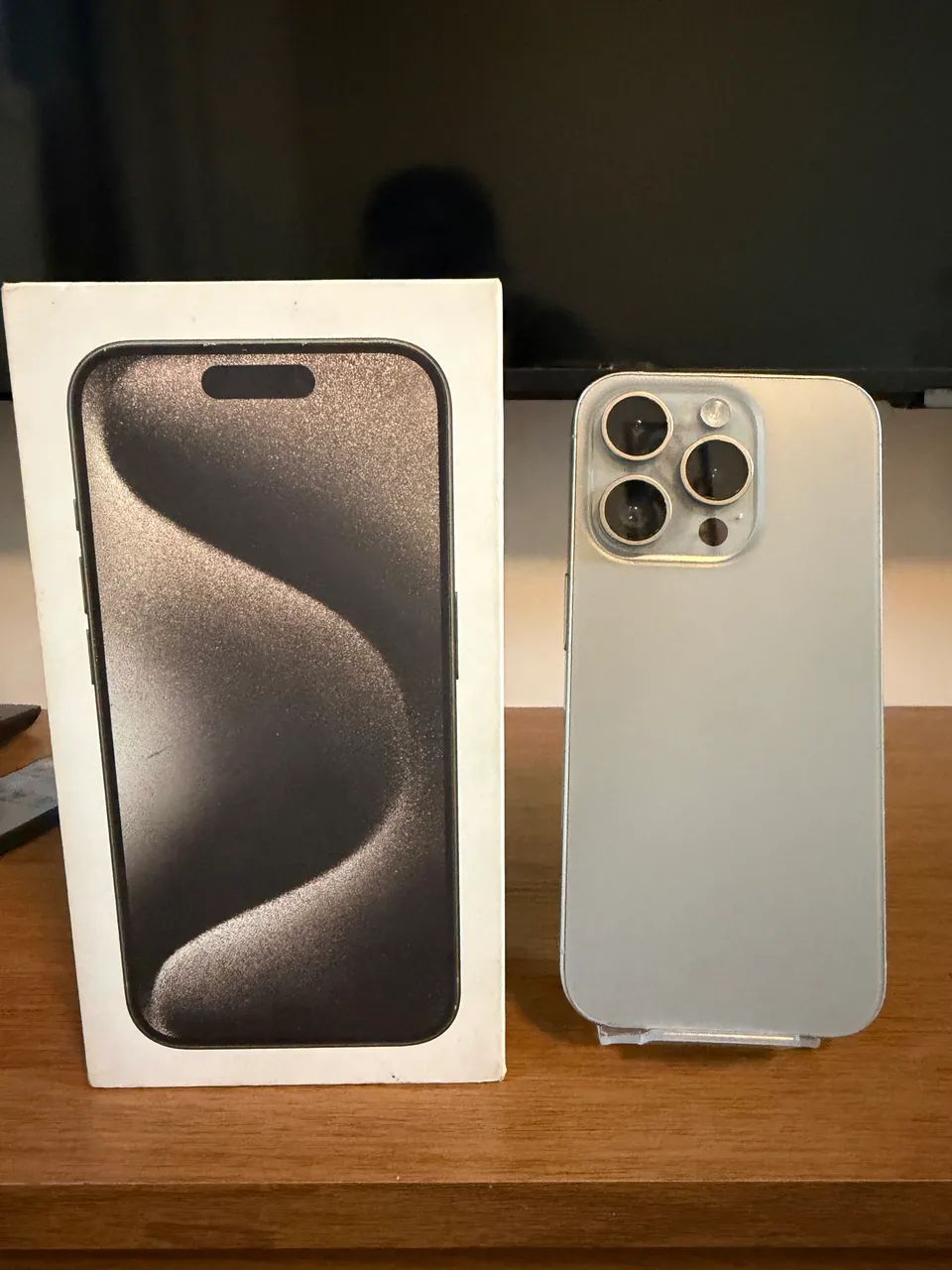 iPhone 15 Pro 128GB - Natural Titanium - Foto 2