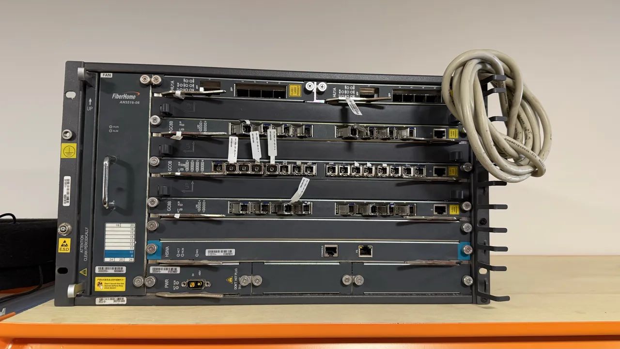OLT Fiberhome AN5516-06B