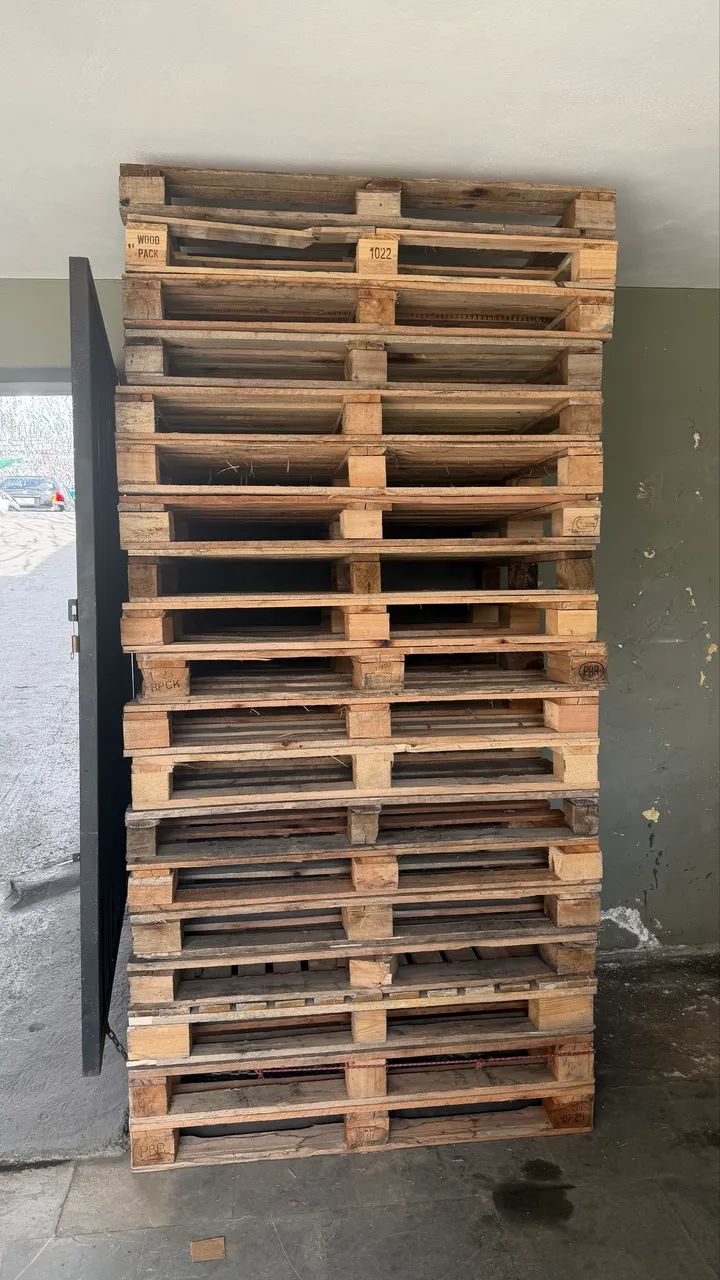 Vendo Pallet Madeira 