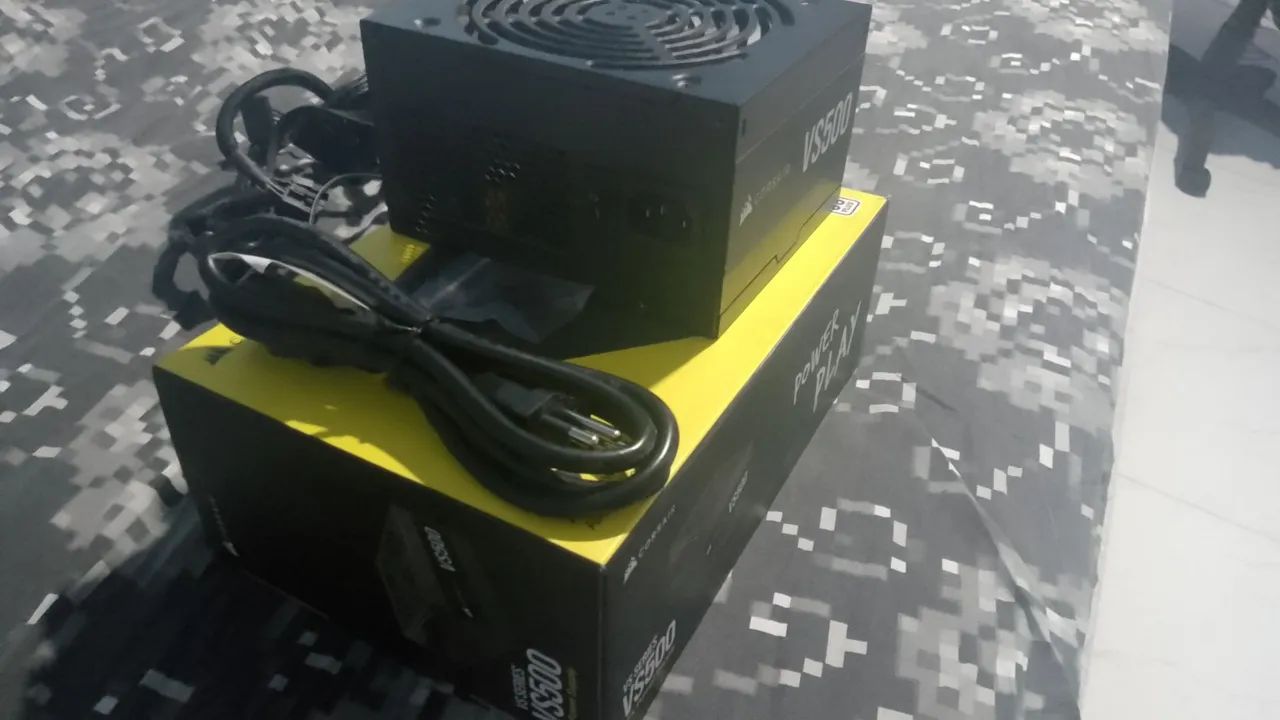 Fonte Corsair VS500 80 Plus white pouco usada - Foto 2