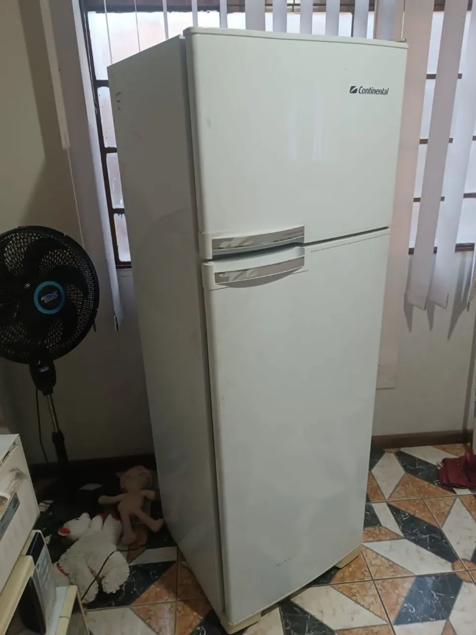 Geladeira contimental 