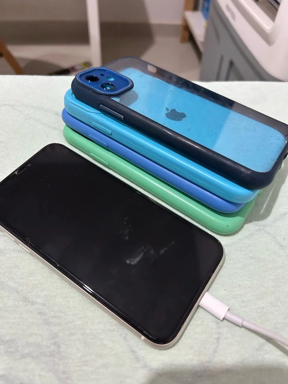 Iphone 11 branco 128GB