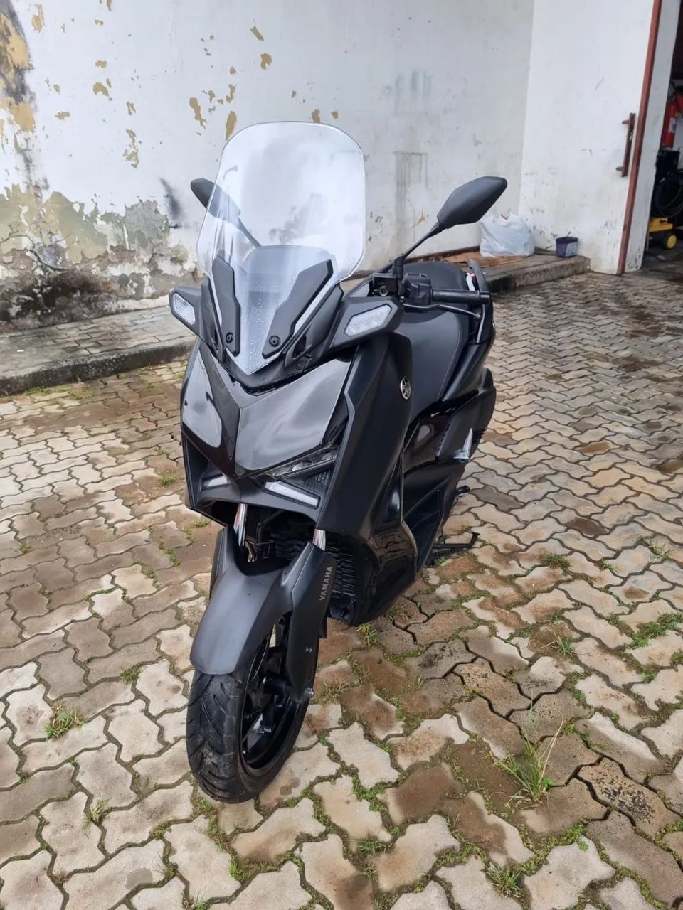 Xmax 250