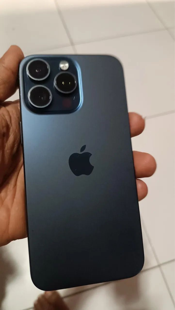 iPhone 15 pro Max  - Foto 2