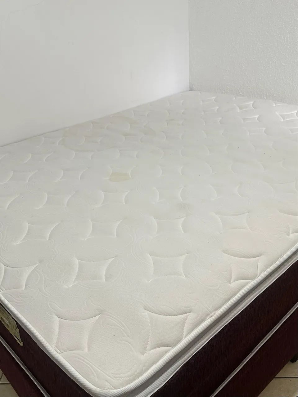 CAMA QUEEN ÓTIMO ESTADO - Foto 4