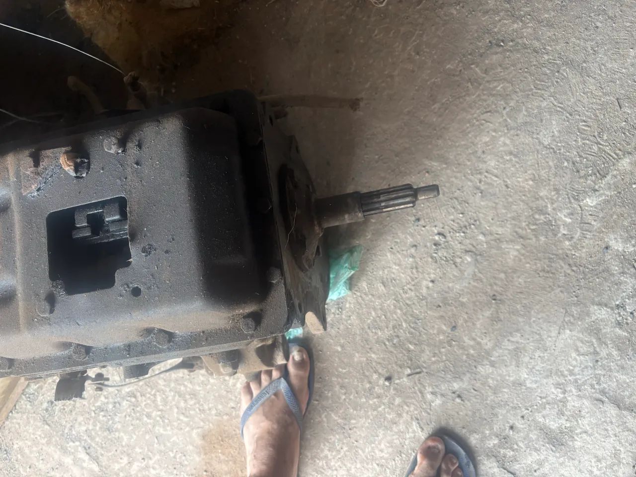 Vendo caixa de câmbio com tomada de força  - Foto 2