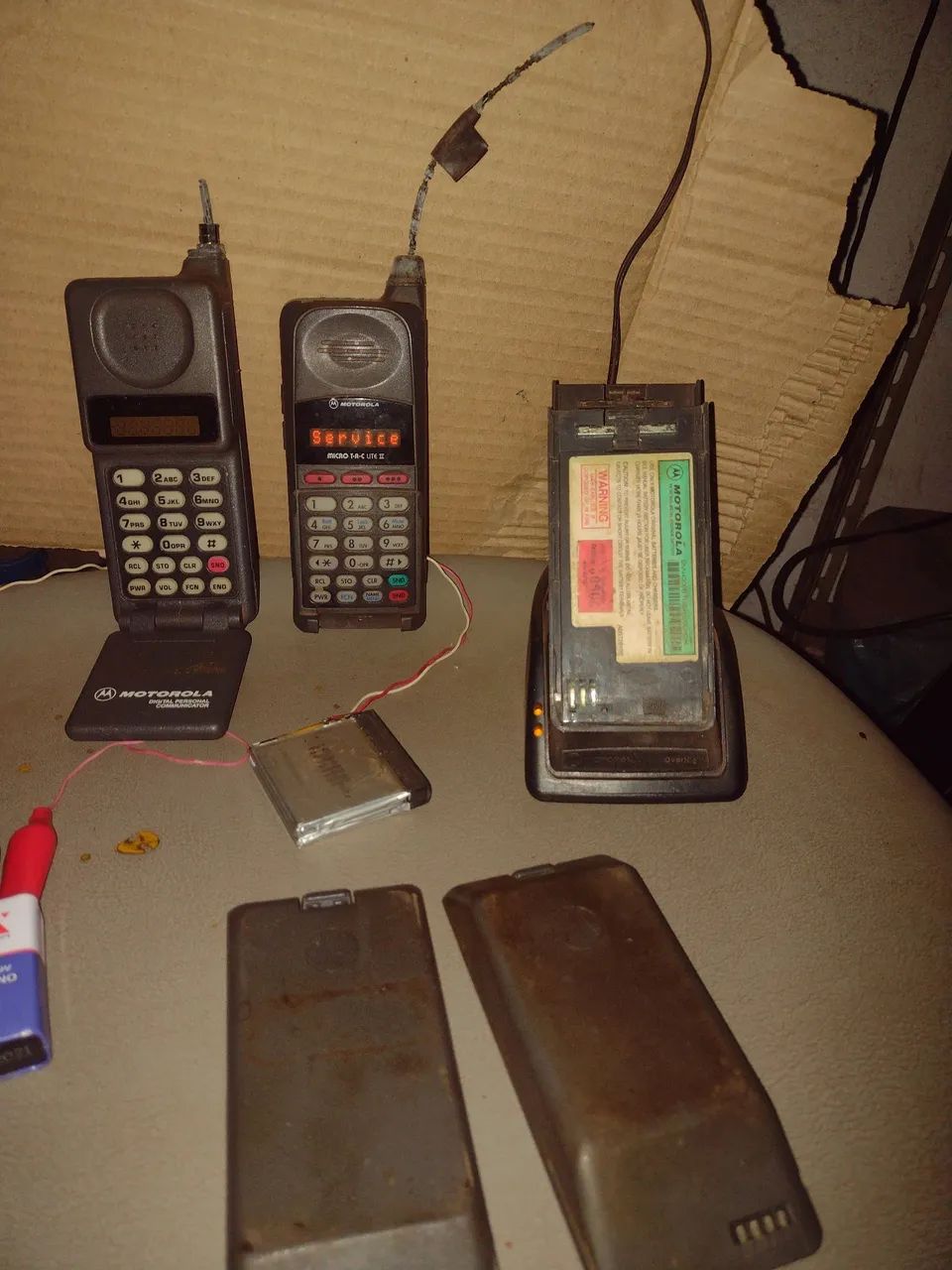 Celular Motorola antigo 