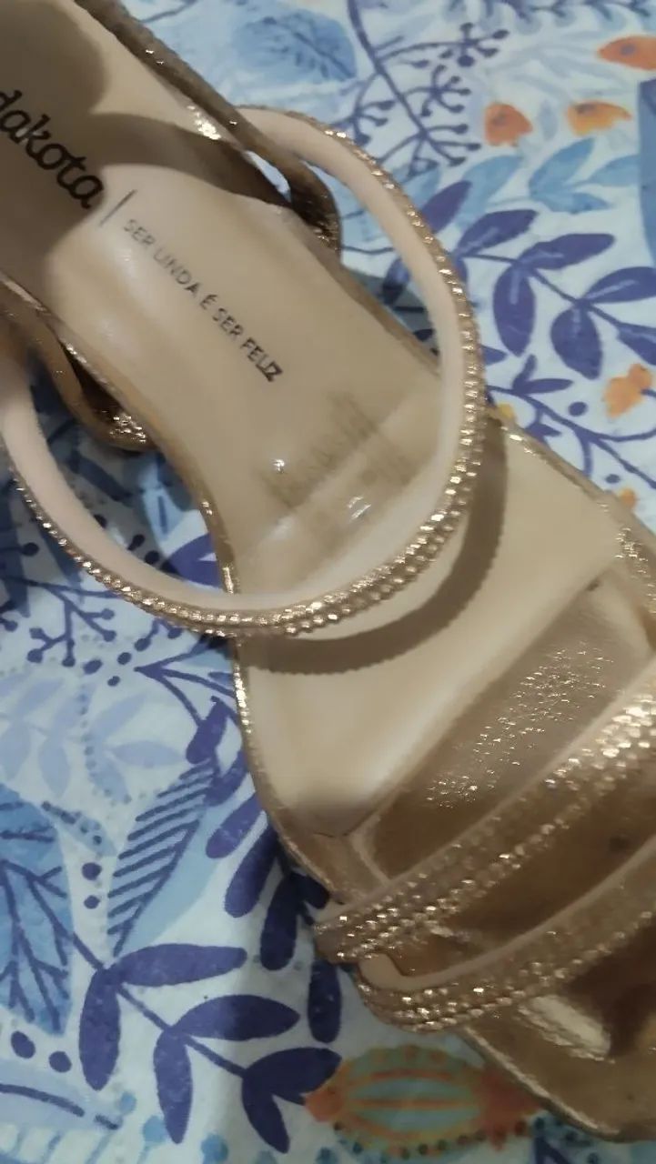 Chinelo Dakota apenas 50 reais