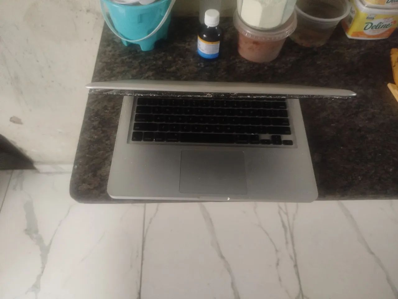 Vendo esse MacBook da Apple - Foto 2