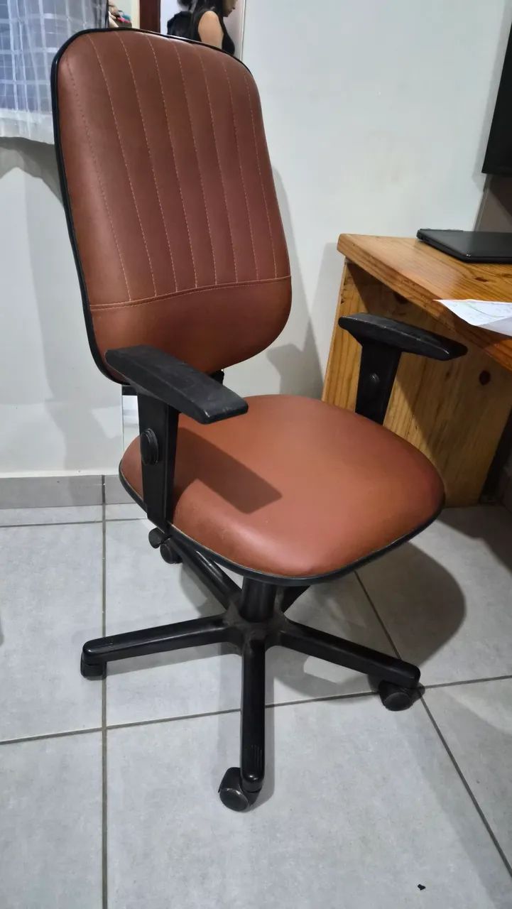 Cadeira escritório  - Foto 4