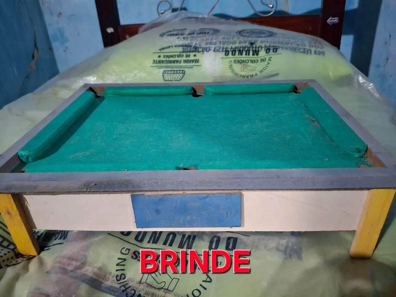 Bonecos BEN 10 em otimo estado(SOBERANO, 2 AMEAÇA AQUÁTICA e RATH) e alguns brindes - Foto 5