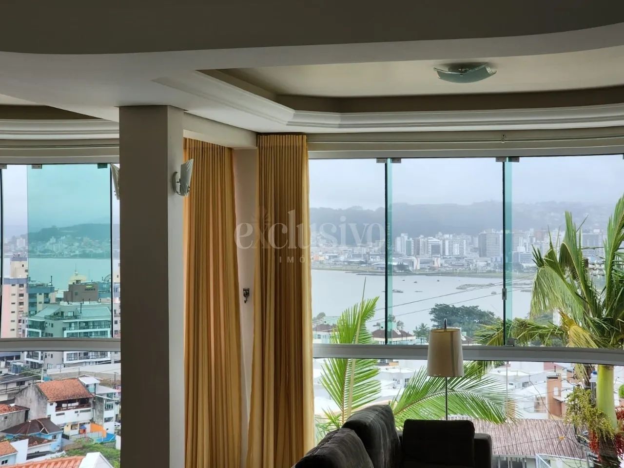 Casa com vista para o mar npara venda o Itaguaçu. - Foto 3