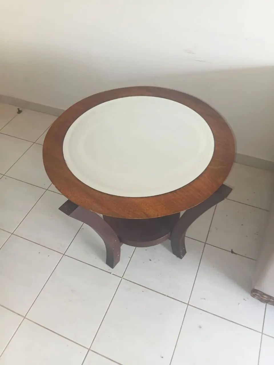 Mesa de canto madeira com espelho - Foto 3