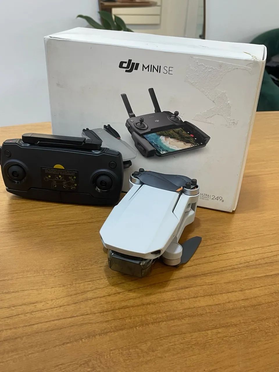 Drone DJI Mini SE 2.7K Gimbal 3 Eixos - Ultra Leve 249g - Foto 3