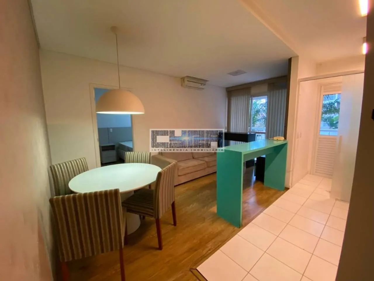 Apartamento MOBILIADO de 1 SUÍTE e GARAGEM - Foto 5