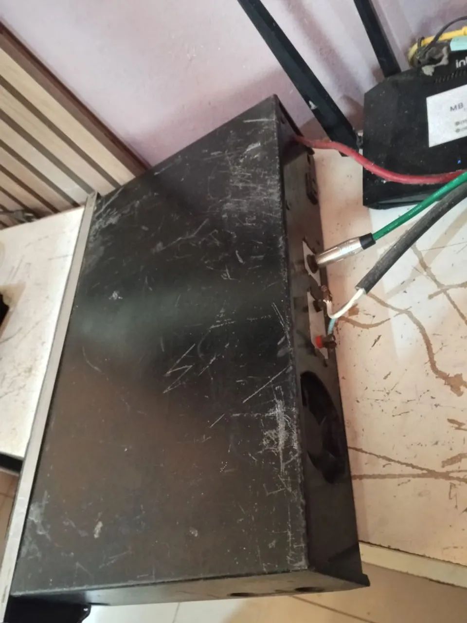 Amplificadores e mesa de som 