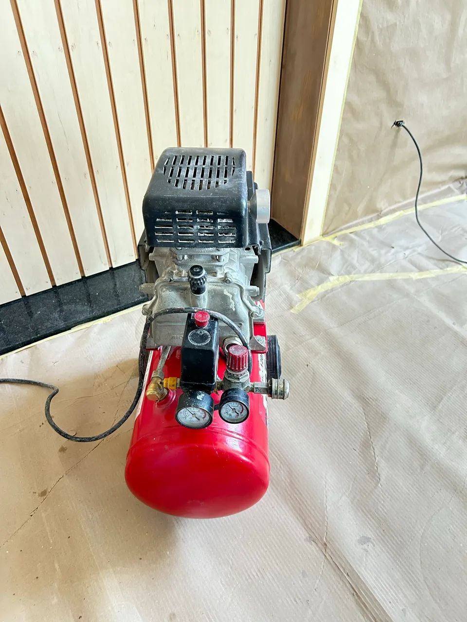 Vendo compressor  550 reias todo revisado  - Foto 3