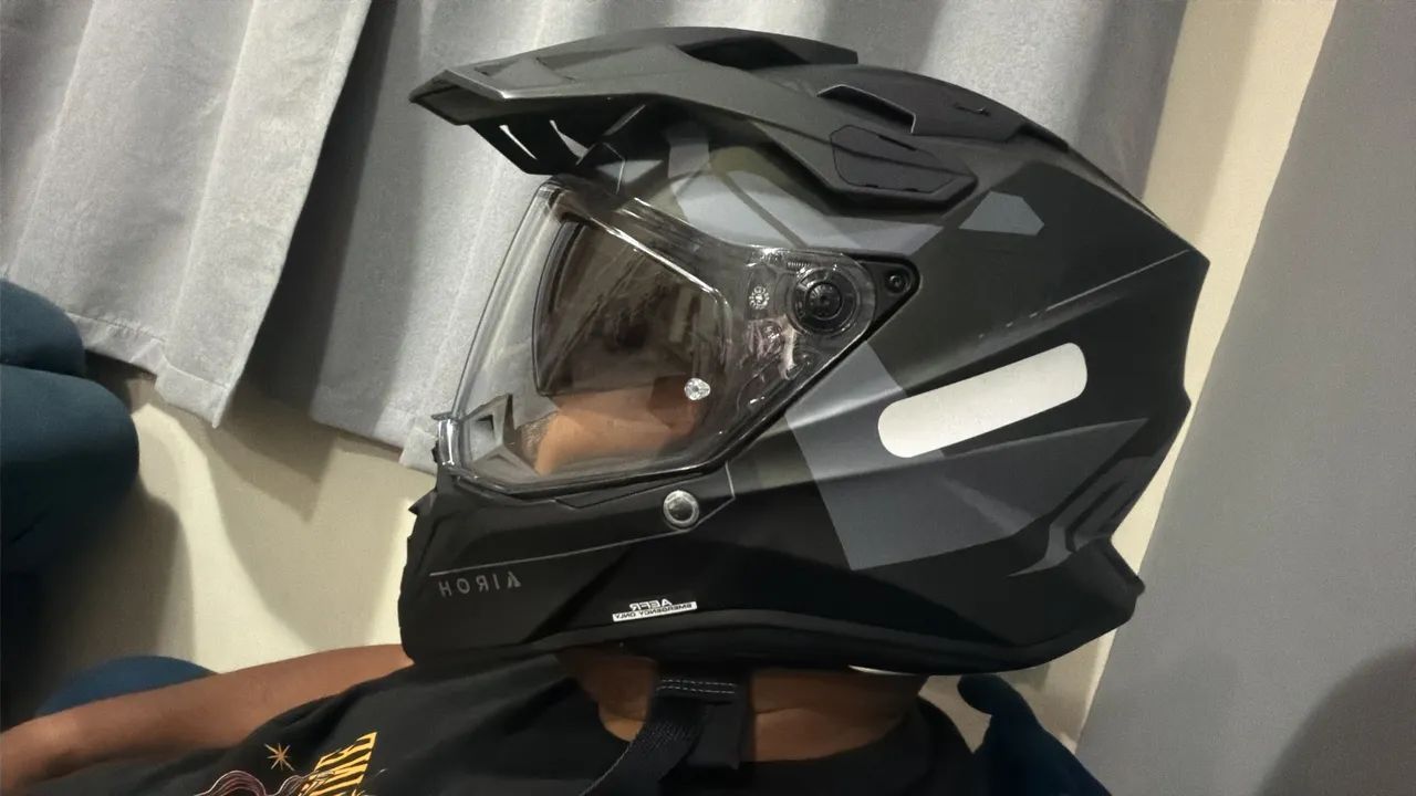 Capacete Airoh Commander 2 Reveal Military Green 63/64 - Foto 5
