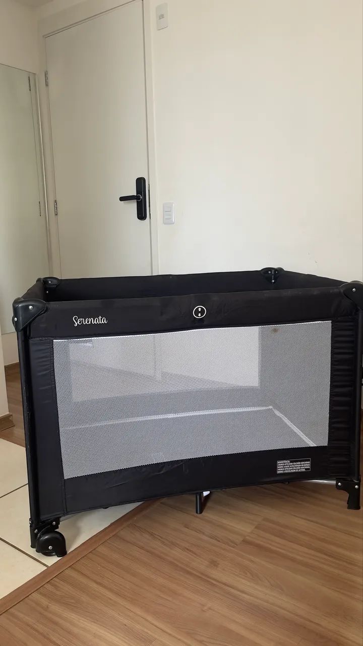 Vendo berço sem colchão 