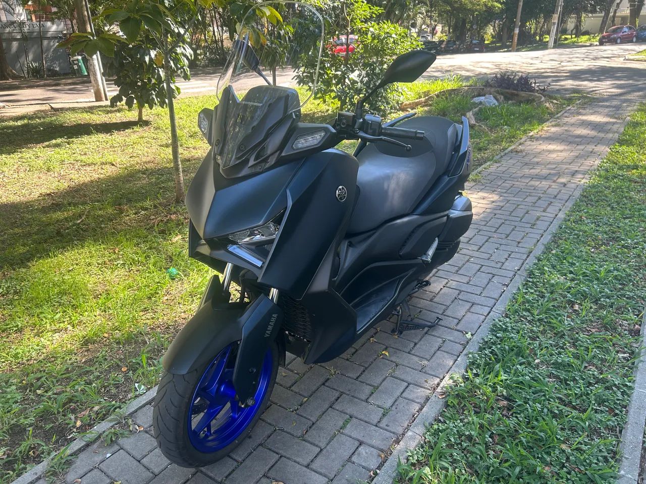 Yamaha XMax 250 Connected 2025 - Foto 4