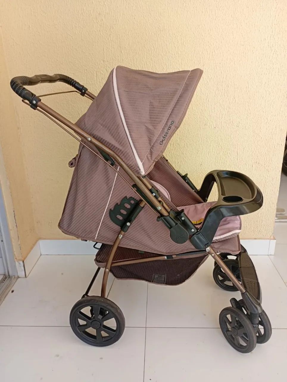Carrinho de bebê Galzerano 