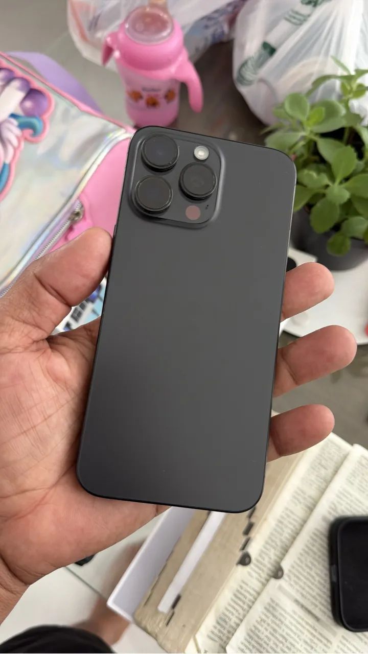 iPhone 15 Pro Max  - Foto 2