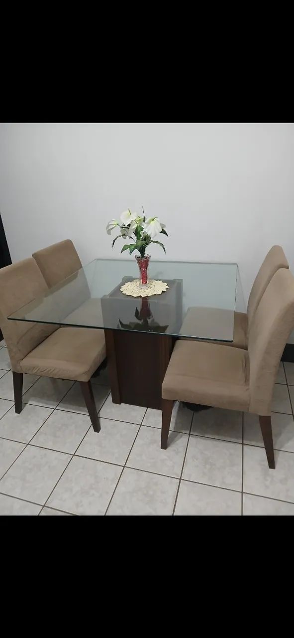 Mesa de vidro c/ 4 cadeiras (Leia) - Foto 5