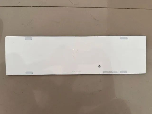Teclado Apple Magic Keyboard Numeric A1843 Branco - DETALHE - Foto 3