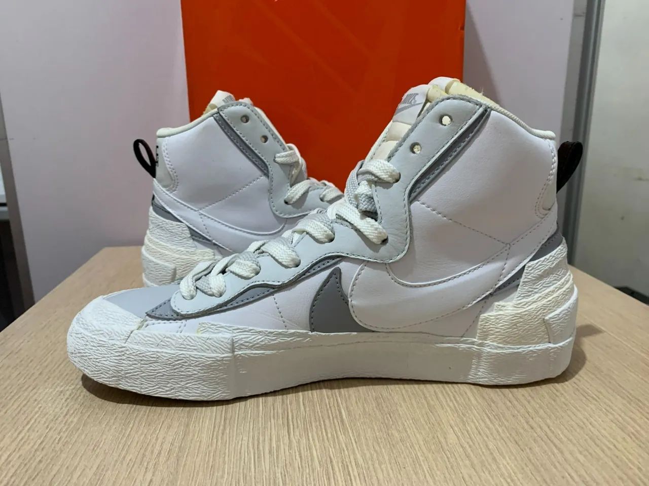 Nike Blazer Mid White Grey x Sacai - Foto 4