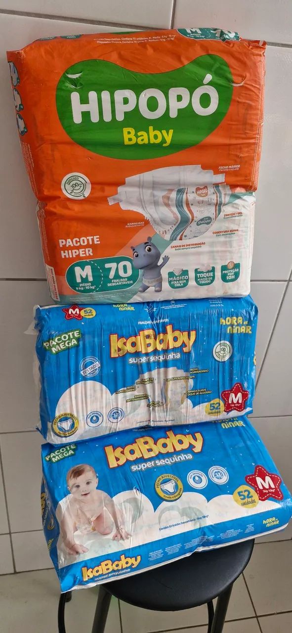 FRALDAS M vendo ou troco em fraldas XG 