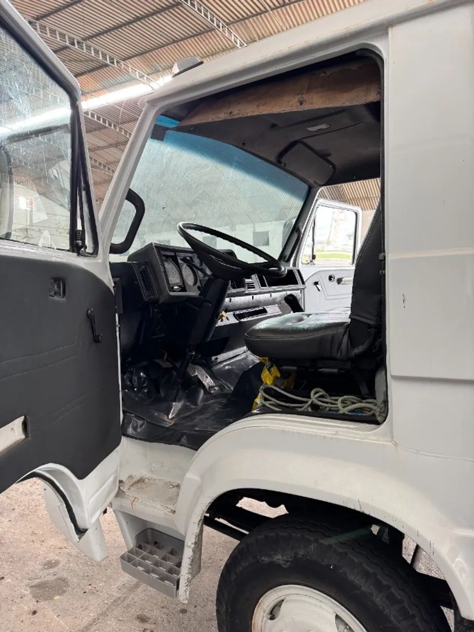 Caminhão Baú VW 8 140 - Foto 4