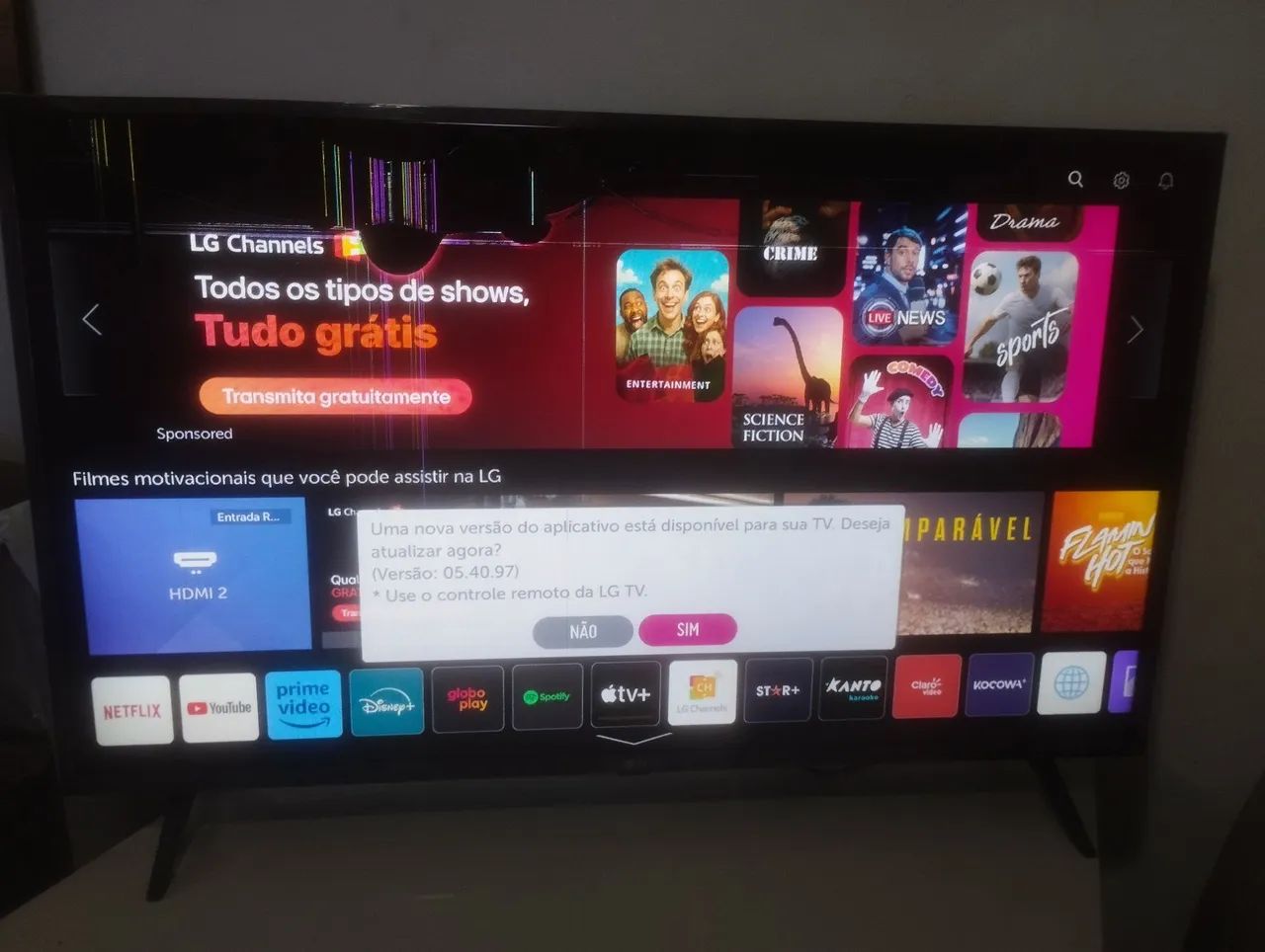 TV LG 43 LM631C0SB TELA QUEBRADA O CRISTAL VAZOU ESTÁ FUNCIONANDO  - Foto 3
