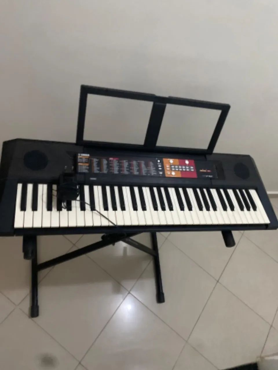 Teclado Yamaha PSRF51