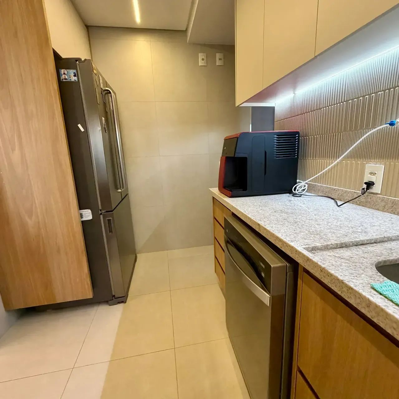 Apto mobiliado 163m2 com 2 suites, 2 vagas, churrasqueira - Foto 9