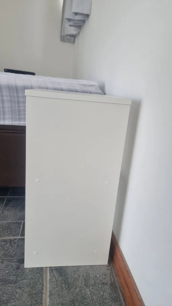 Mesa de Cabeceira em MDF Branco - Foto 4