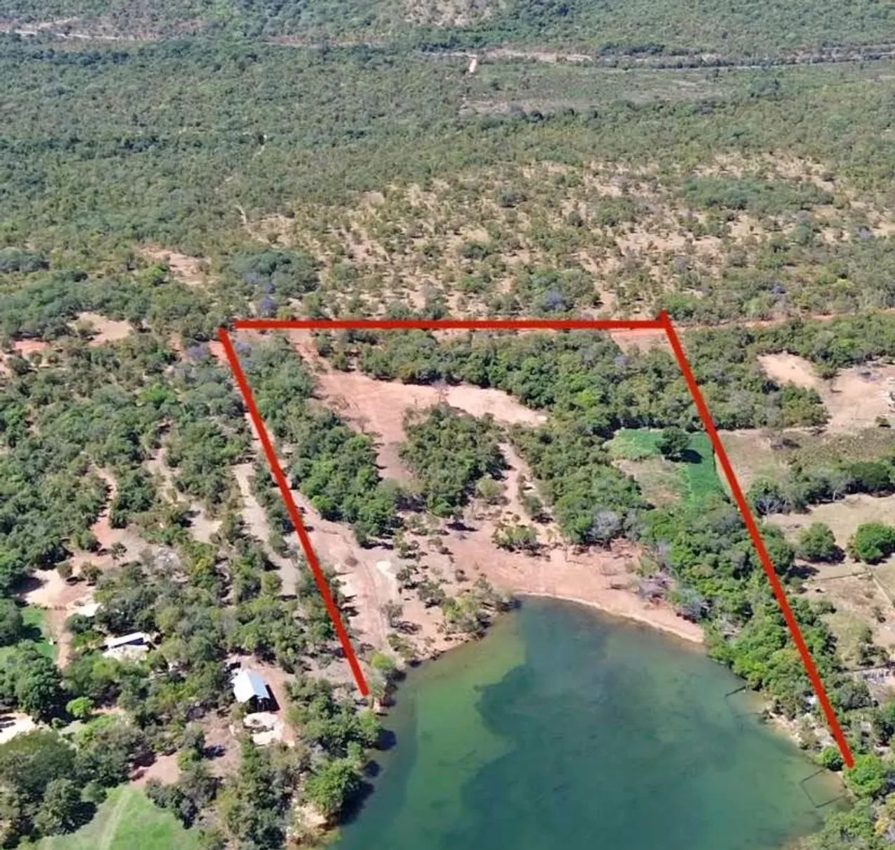 Vendo chácara na beira do lago 