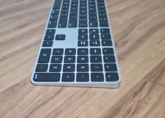 Teclado Apple Magic Keyboard Touch Id Numérico Inglês Preto - Foto 4